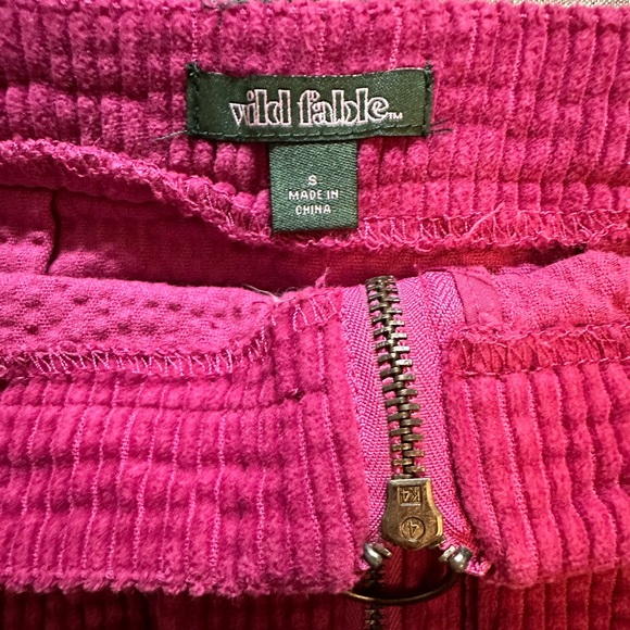 Pink corduroy front zipper skirt with pockets! - Picture 3 of 3